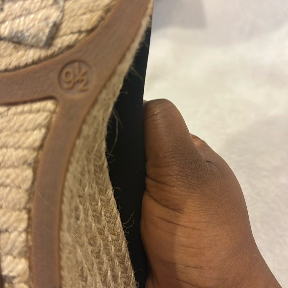 LIKE NEW J. CREW CANVAS ESPADRILLE WEDGE SHOES SIZE 9.5 COLOR BLACK AND CREAMY - Picture 3 of 11